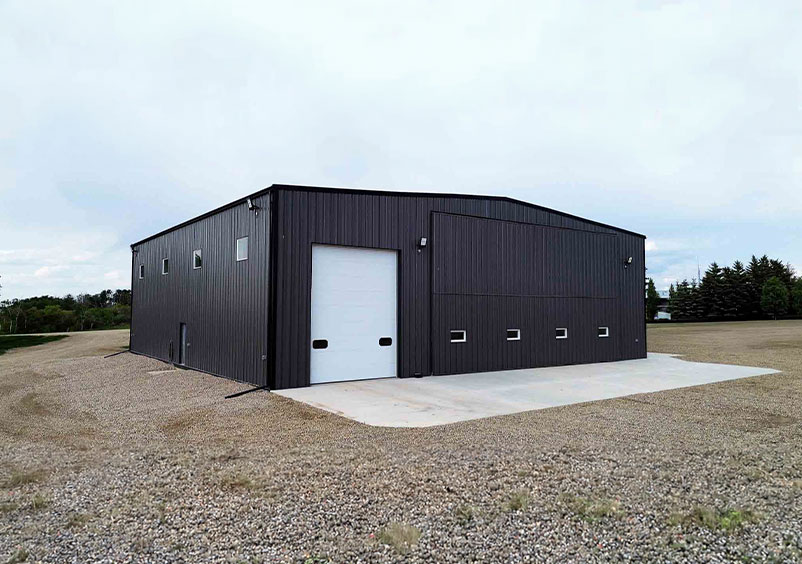 Prairie Steel Products: Farm Buildings. Image 2
